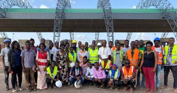 Travaux de construction de postes de péage modernes : les étudiants en génie civils de Université de Fada N&#039;Gourmal en visite d’étude sur le site de Bougtenga.